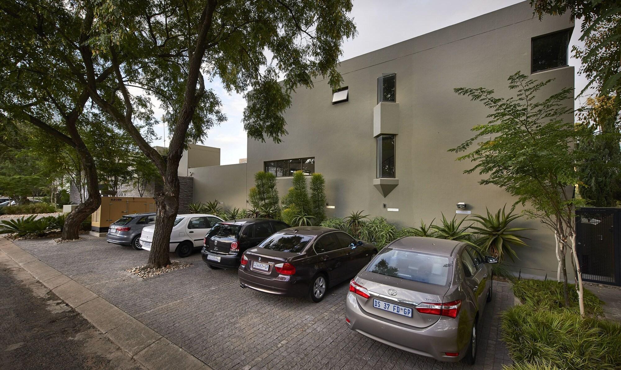 Dynasty Forest Sandown Self Catering Hotel Johannesburg Buitenkant foto
